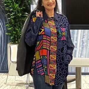 Platinum Blue Geometric Oversized Vintage Button Down Blouse Sz M